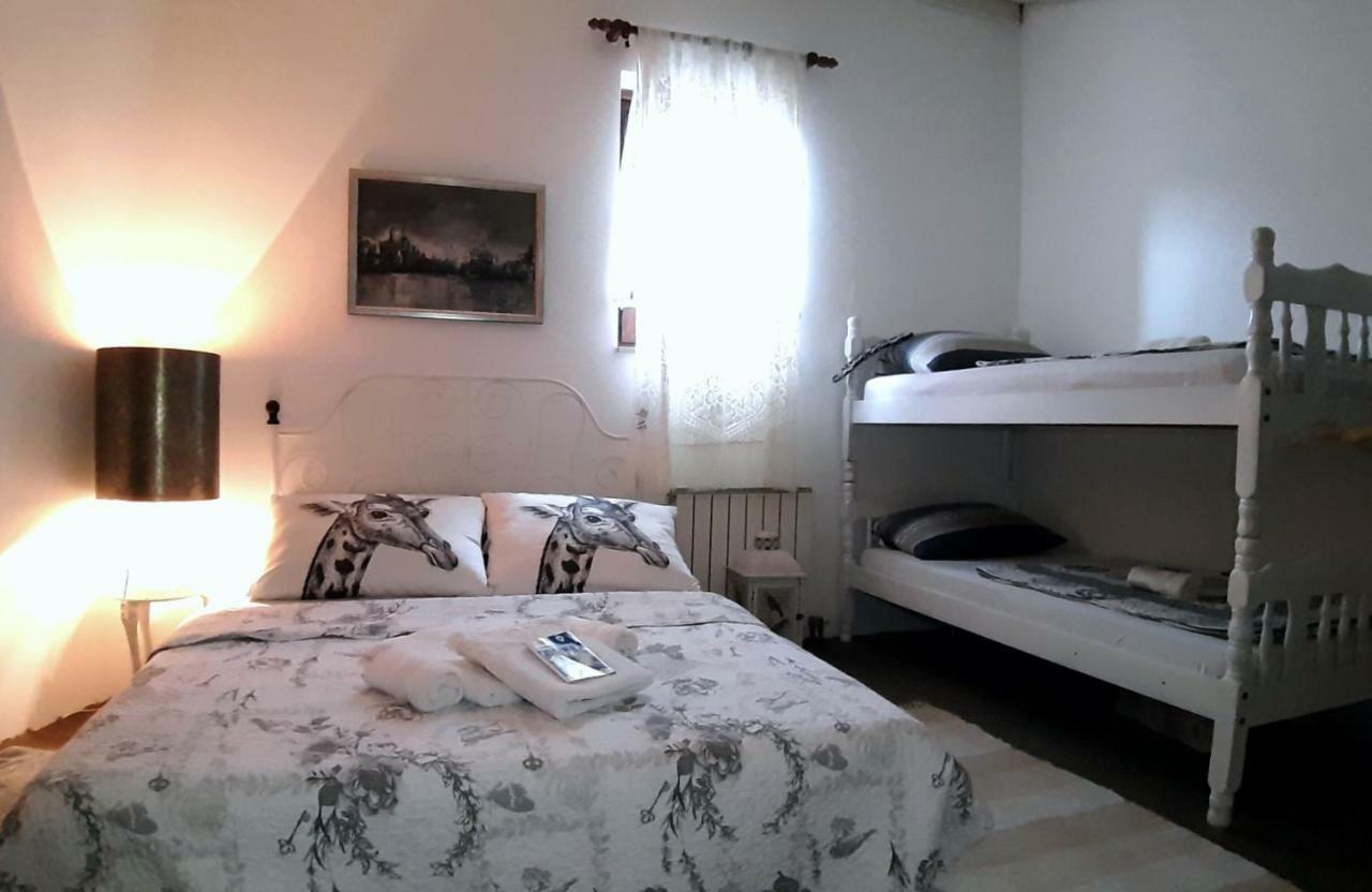 Hostel Pansion Lion SJJ Extérieur photo
