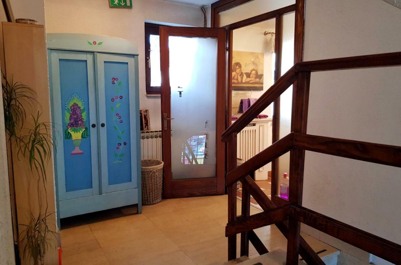 Hostel Pansion Lion SJJ Extérieur photo