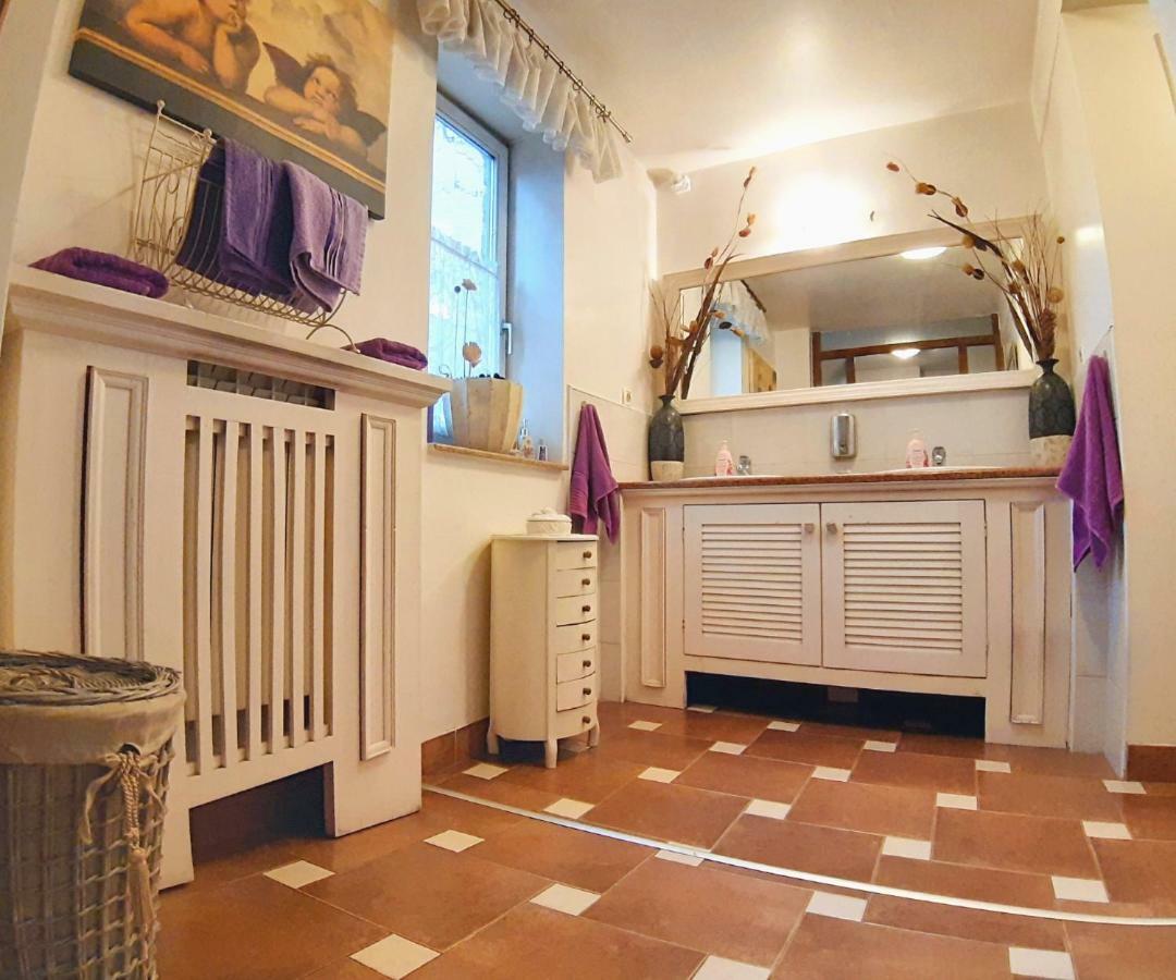 Hostel Pansion Lion SJJ Extérieur photo